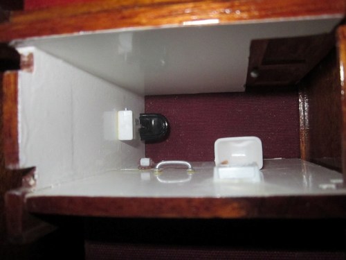 Honey Fitz bathroom Large Web view